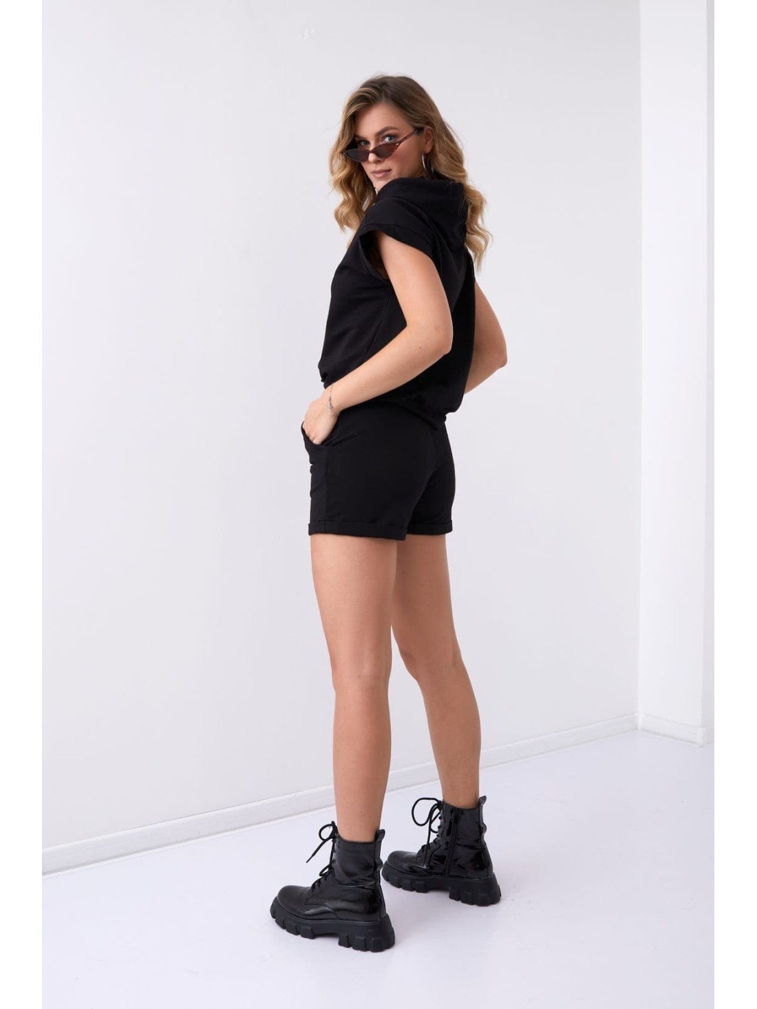 Sports set of hoodie and shorts black FI711 - Online store - Boutique